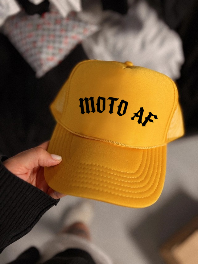 HATS & BEANIES